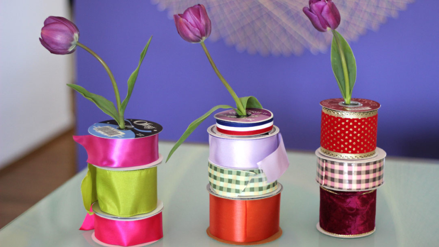 ribbon_spool_vase_featured